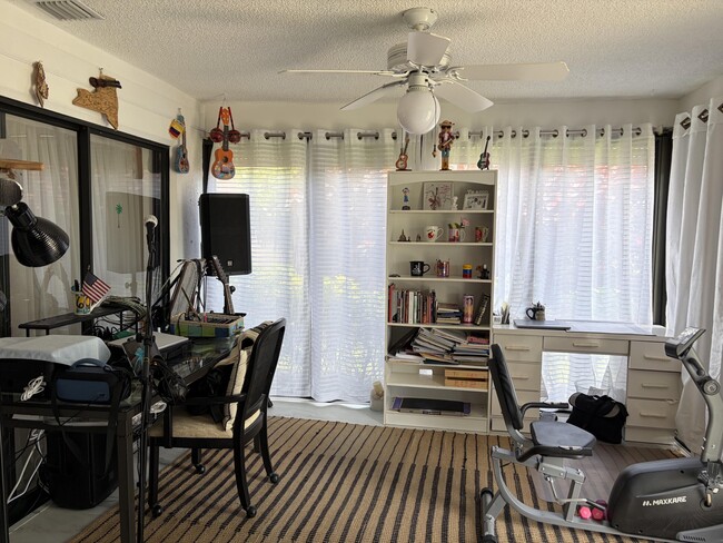 Building Photo - 6285 Tall Cypress Cir