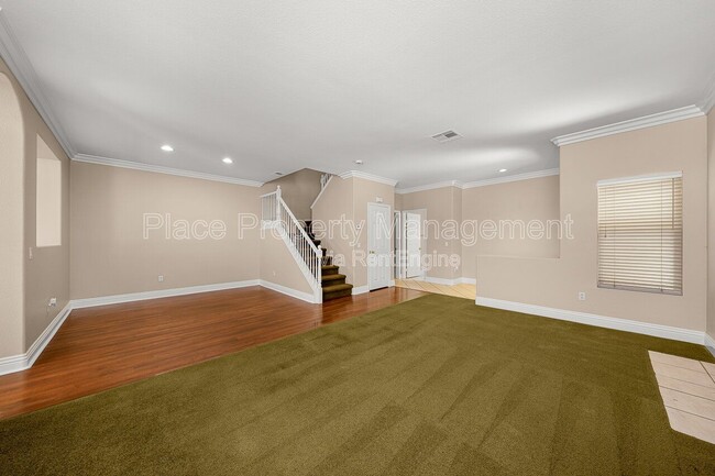 Building Photo - 6223 Avenida De Las Vistas