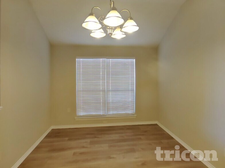 Building Photo - 2329 Belton Dr