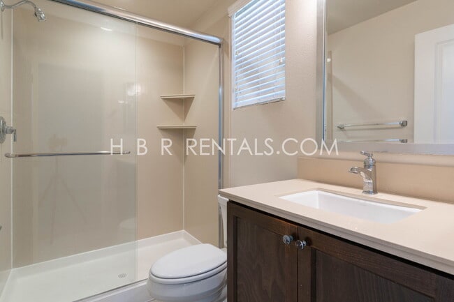 Building Photo - CASITA IN HANSEN VILLAGE - Mountain House MOVE IN READY