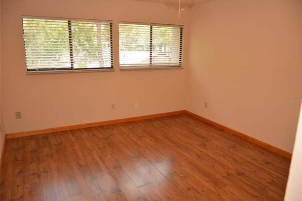 Building Photo - 493 Meadowood Blvd