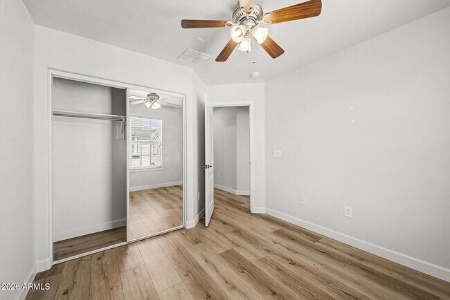 Building Photo - 2780 S Alpine Dr