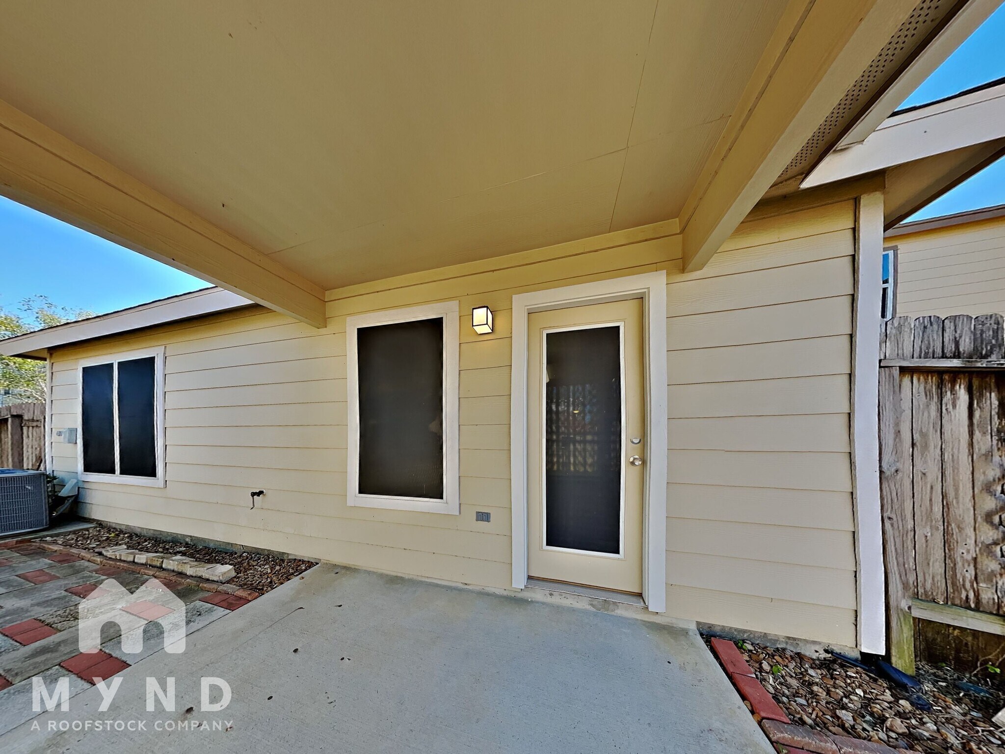 Building Photo - 8135 Villandry Ln