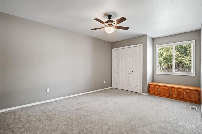 Building Photo - 11909 W Patrina Dr