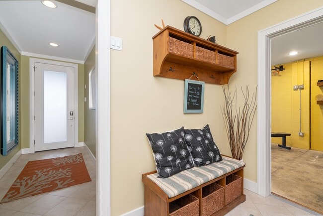 Building Photo - 1205 Gulf Way