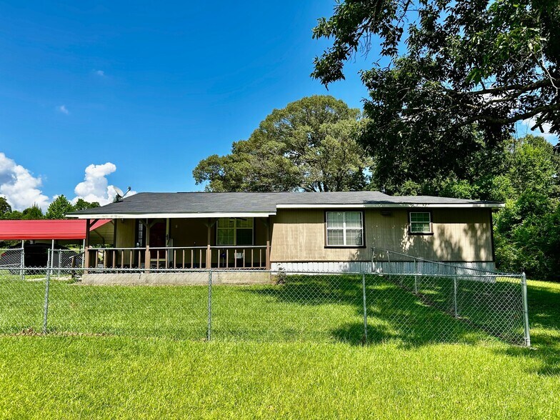 Building Photo - 1761 Bass Rd