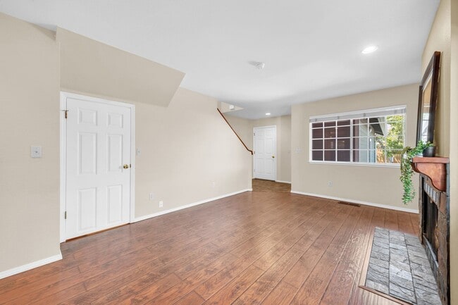 Building Photo - 2650 Plumas St