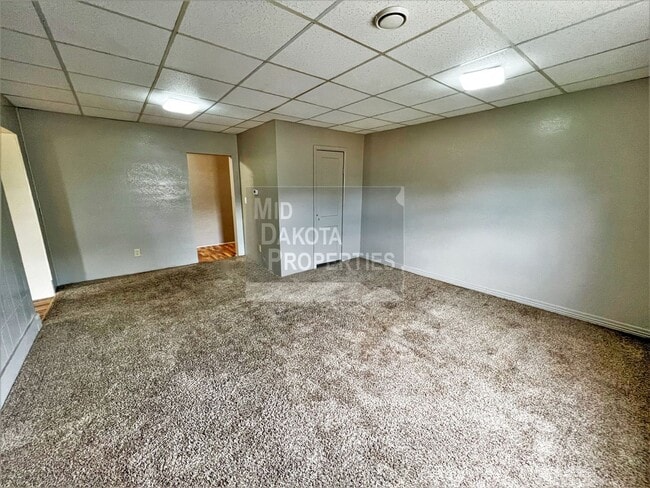 Building Photo - 420 E 6th Ave