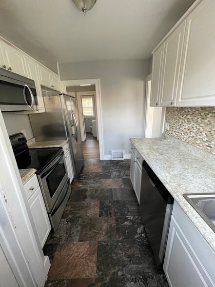 Building Photo - 217 Dotson Dr