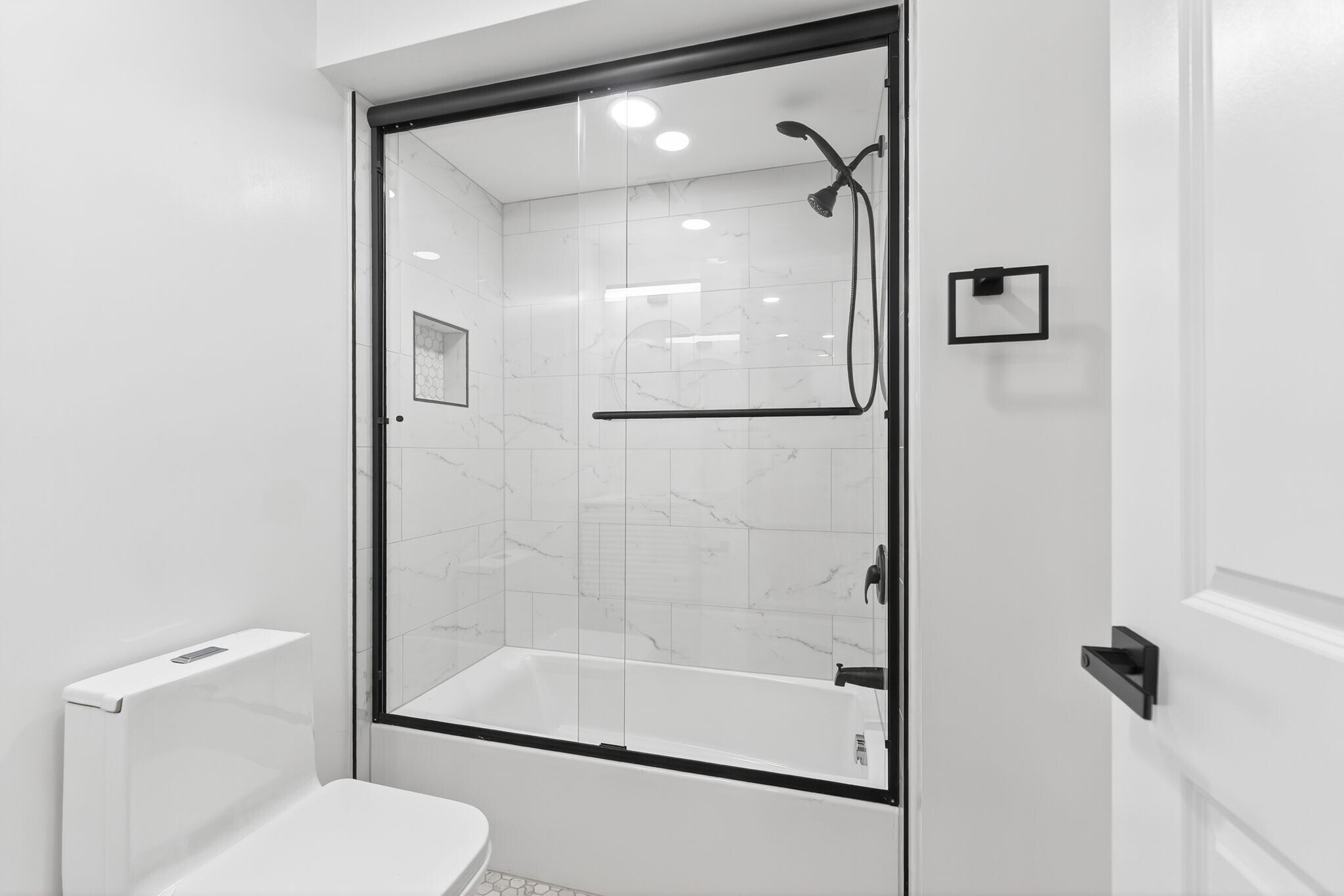 Building Photo - 1123-1125 S Ohio Ave