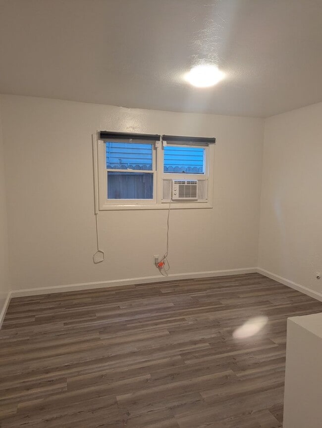 Building Photo - 1416 T St