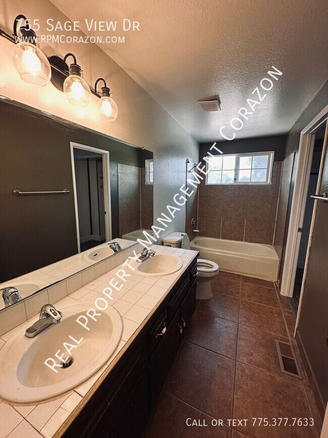 Building Photo - 755 Sage View Dr
