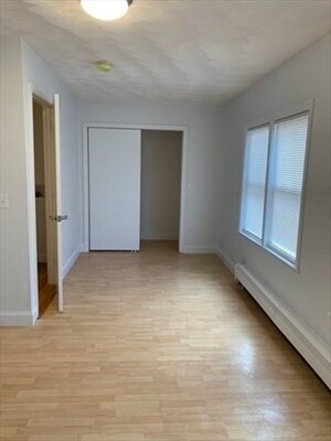 Building Photo - 32 Francis St