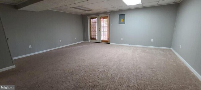 Building Photo - 3539 Split Rail Ln