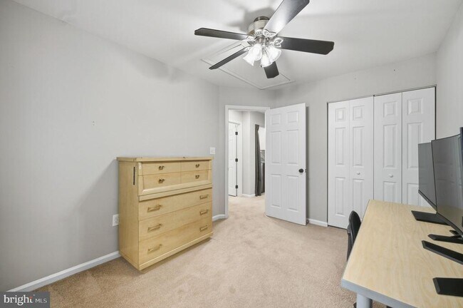 Building Photo - 11170 Hamlet Ct