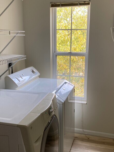 Building Photo - 5355 Cooper Rd