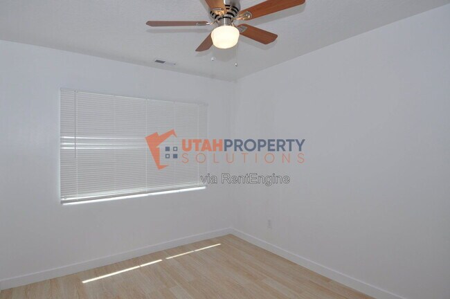 Building Photo - 16092 S Truss Dr