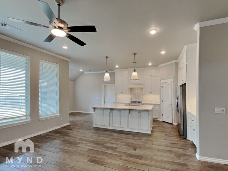 Building Photo - 9205 NW 89th St