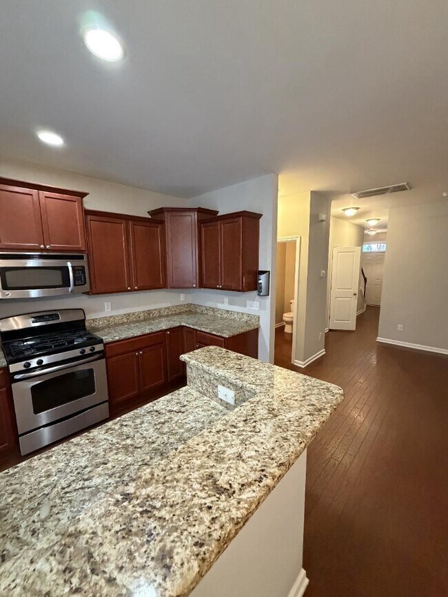 Building Photo - 827 Bibury Ct