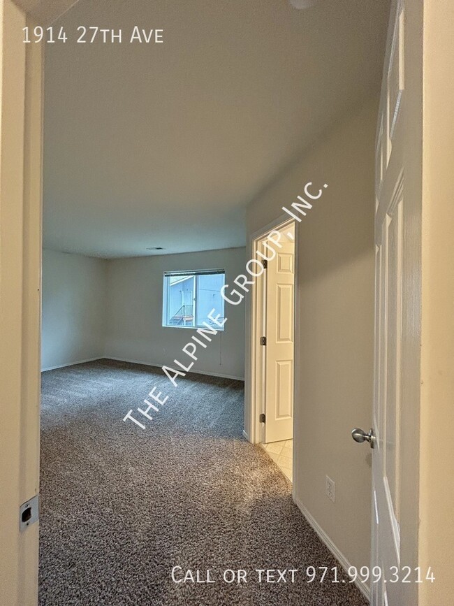 Building Photo - Townhome in Forest Grove