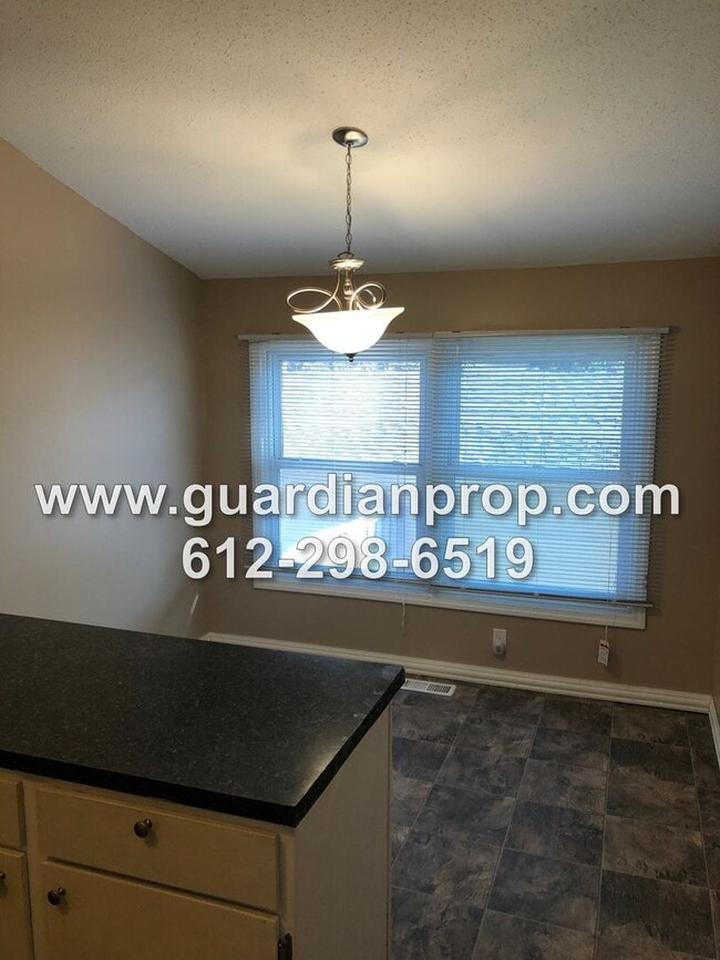 Building Photo - End Unit Townhouse Available August 1, Vau...