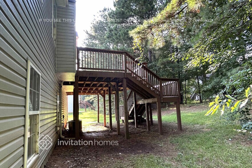 Building Photo - 5726 Graceland Dr SW