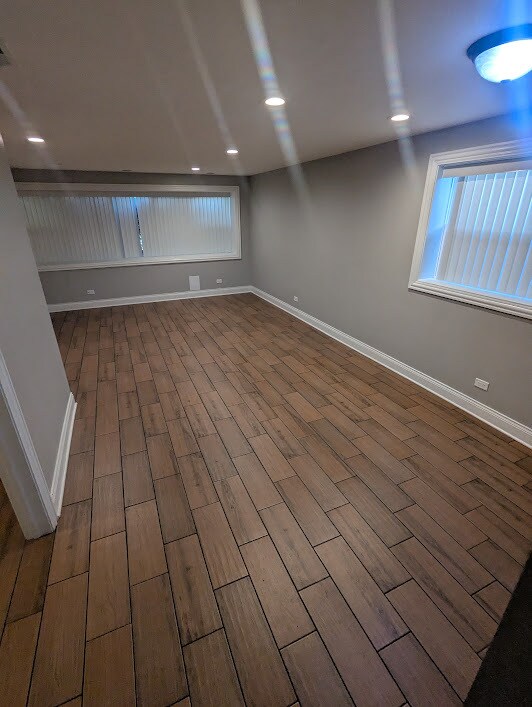 Building Photo - 4129 N Cicero Ave