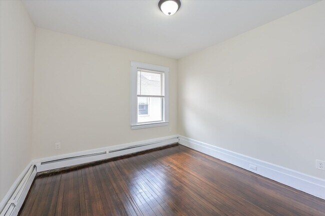 Building Photo - The Regis Montclair