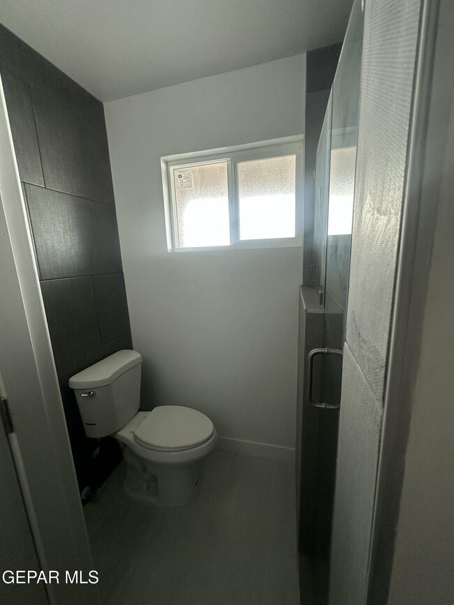 Building Photo - 2433 Alan Duncan Ln