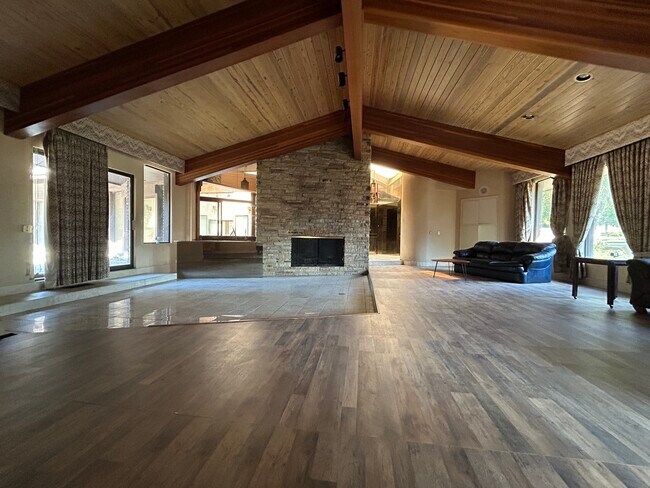 Building Photo - 108 Timberlake Ct