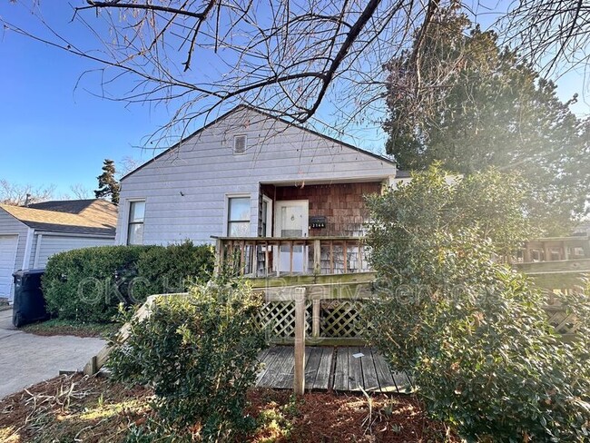 Building Photo - 2144 NW 36th St