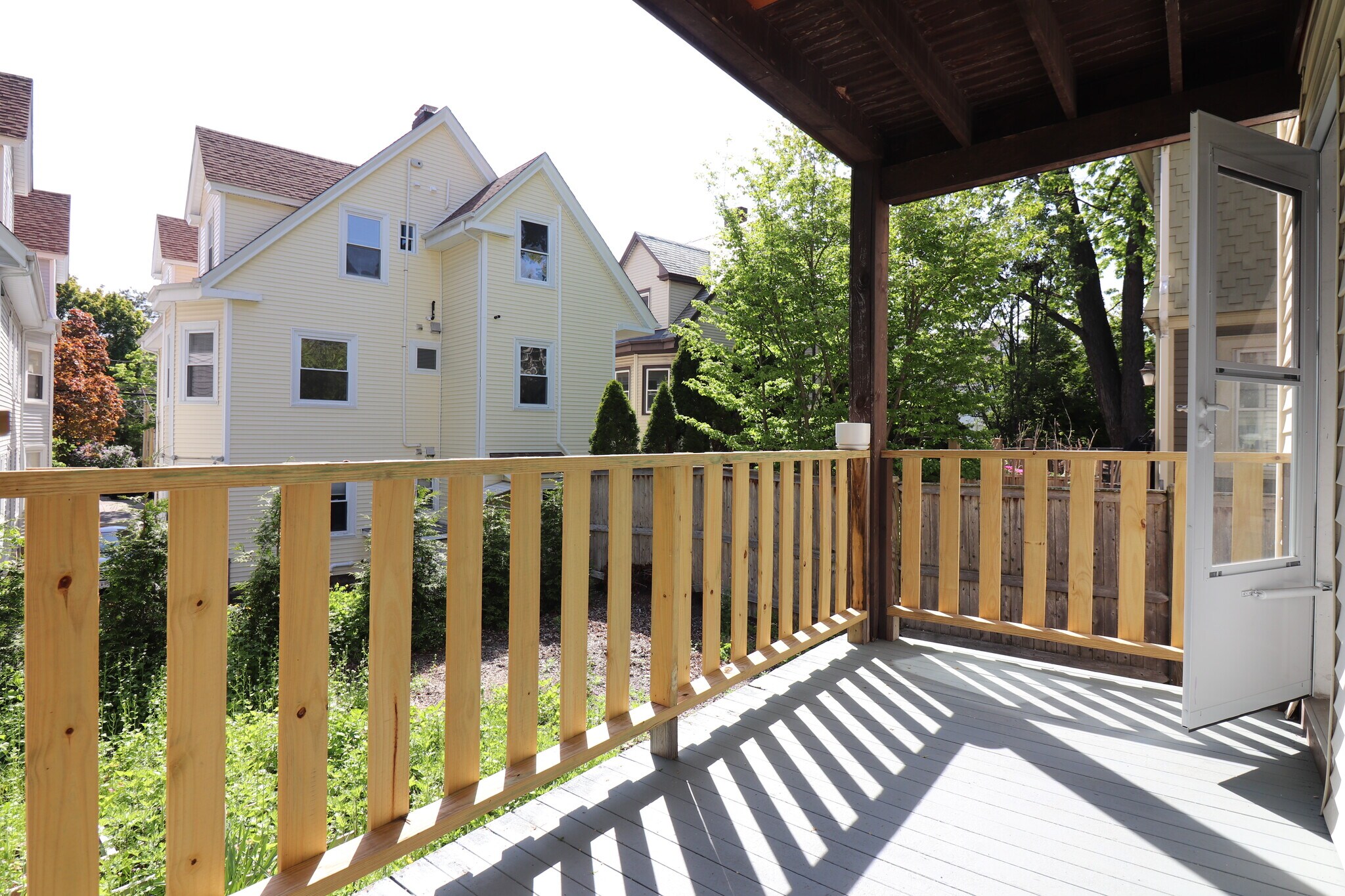 Building Photo - 209 Aspinwall Ave
