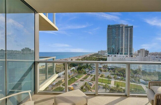 Building Photo - 2201 Collins Ave