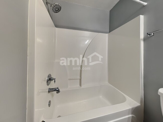 Building Photo - 2236 Blakers Blvd