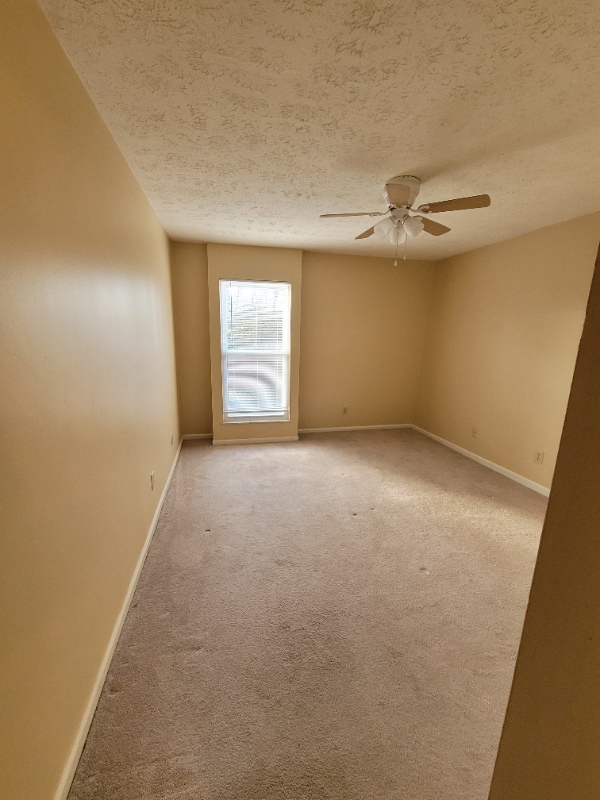 Building Photo - 1310 Louisville Rd