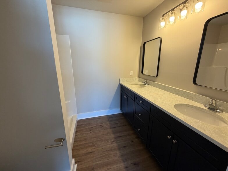 Building Photo - 1747 Williams St