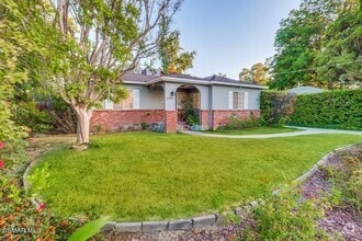 Building Photo - 13906 Sylvan St