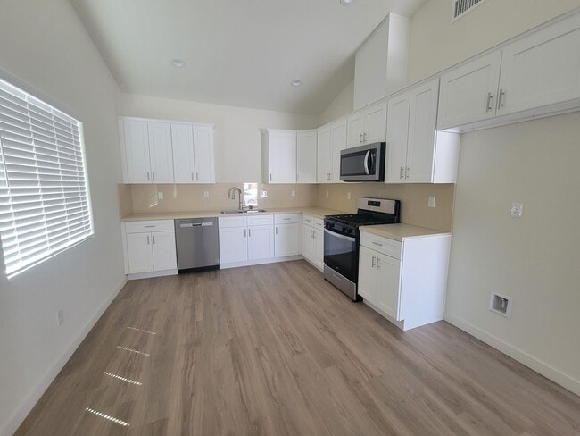 Building Photo - 8617 Frankie Lou St