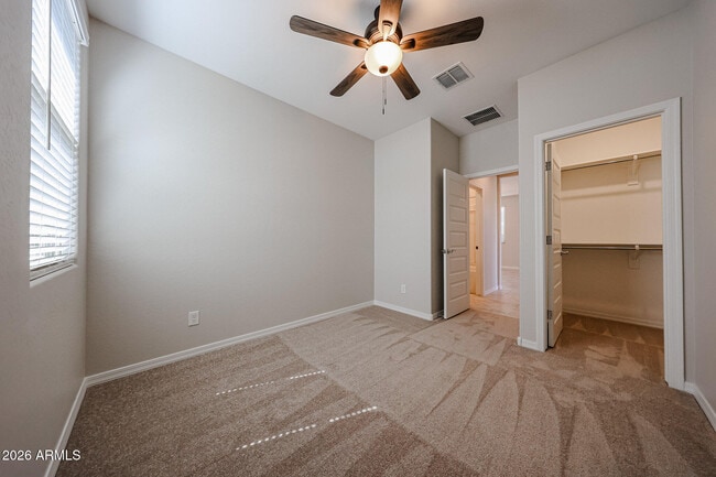 Building Photo - 5019 N 87th Dr