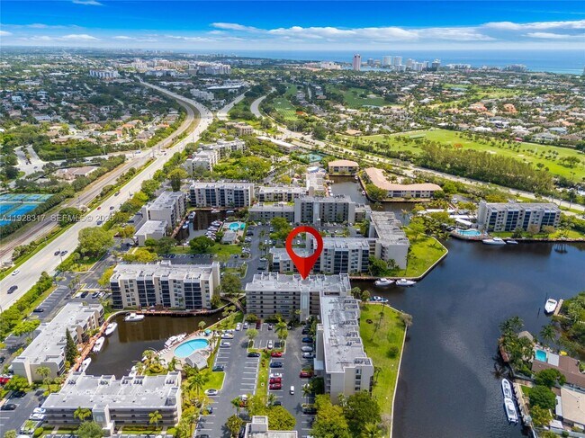 Building Photo - 12 Royal Palm Way