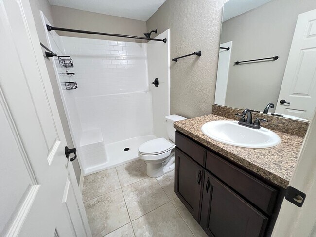 Building Photo - BEAUTIFUL 3 BD/2BA Home in Beautiful Ocala!!!