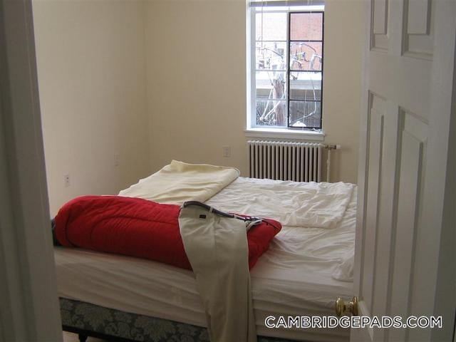 Building Photo - 60 Brattle St