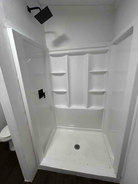 Building Photo - 107 Peoples Ln