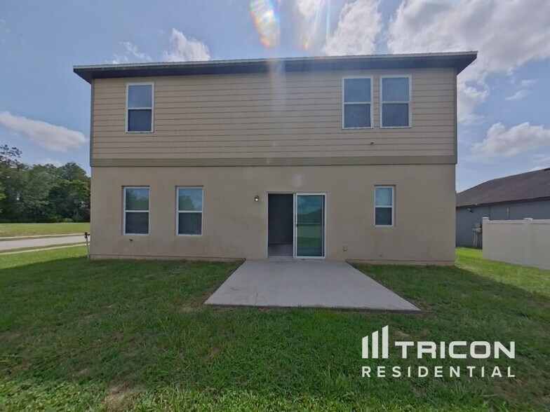 Building Photo - 1058 Lancelot Dr