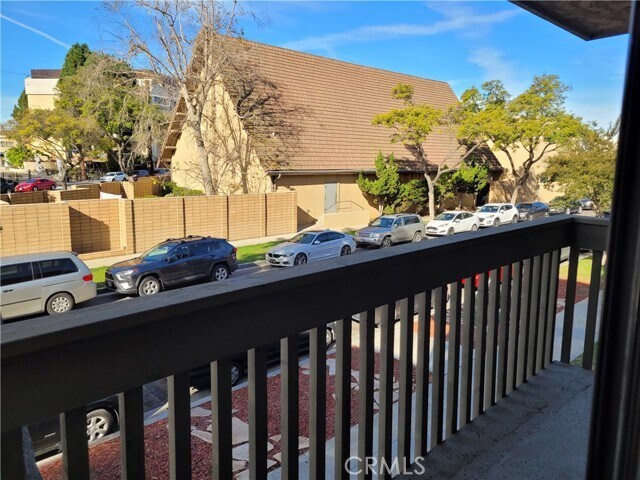 Building Photo - 4110 Elm Ave