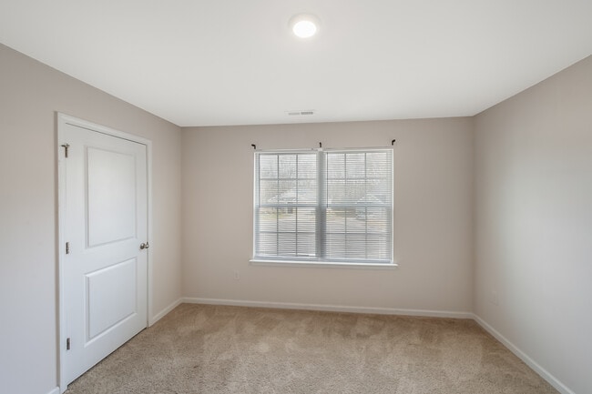 Building Photo - 182 Water Wheel Rd