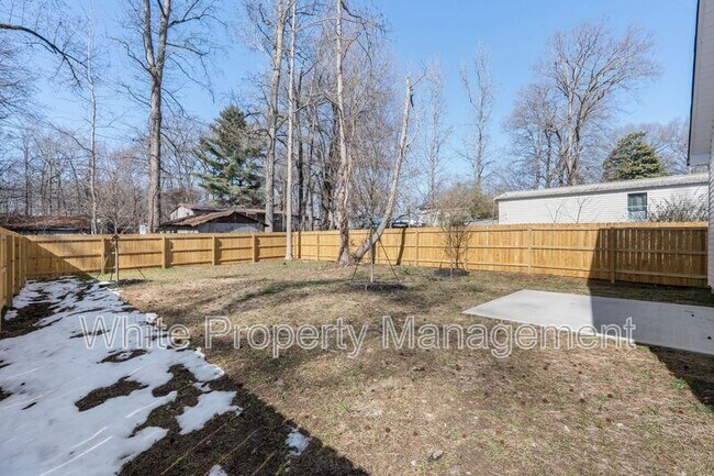 Building Photo - 7805 Shadow Lawn Rd