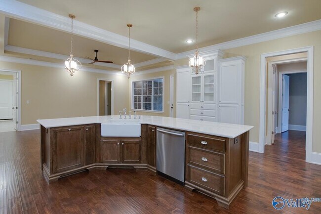 Building Photo - 8599 Bellewood Ln NW