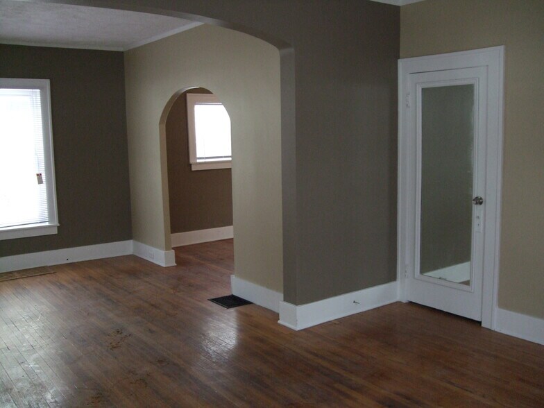 Living Area 2 - 201 Fuller Ave NE