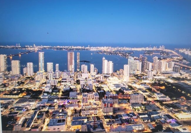 Building Photo - 2001 Biscayne Blvd